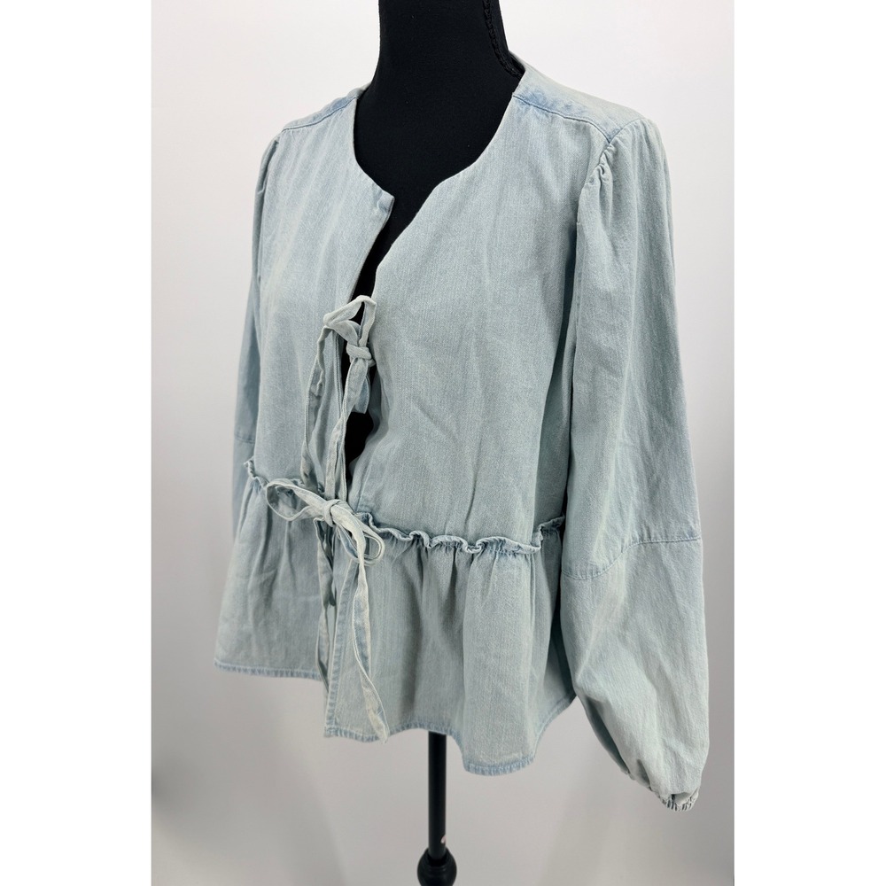 Velvet Heart Denim Top Women M Light Blue Good Tie Front Peplum DJO-24887